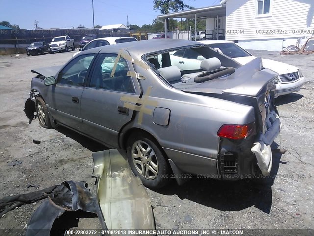 4T1BG22K2YU635798 - 2000 TOYOTA CAMRY CE/LE/XLE 灰色 照片 3