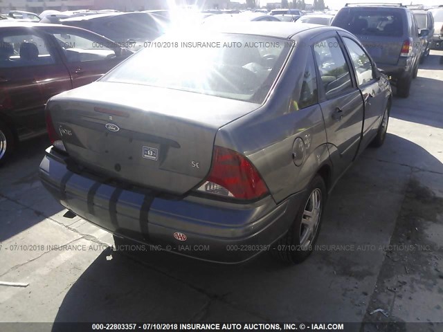 1FAFP34P23W131968 - 2003 FORD FOCUS SE/SE COMFORT/SE SPORT GRAY photo 4