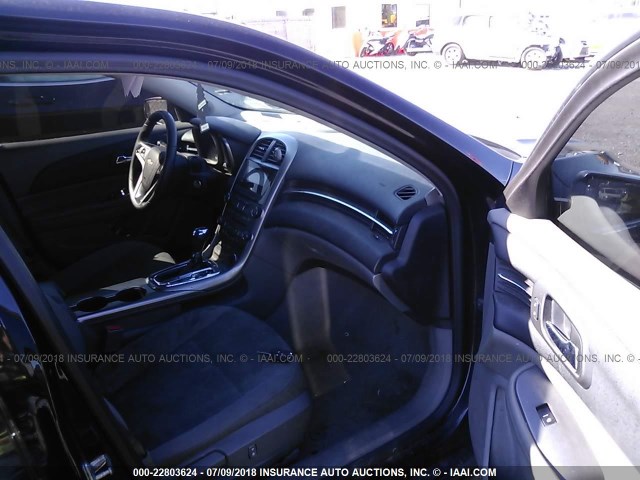 1G11B5SA8DU126227 - 2013 CHEVROLET MALIBU LS Қара фото 5
