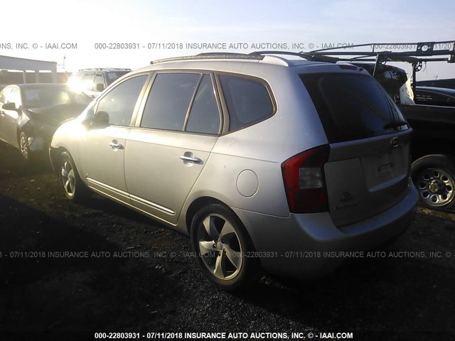 KNAFG525X77024218 - 2007 KIA RONDO LX/EX SILVER photo 3