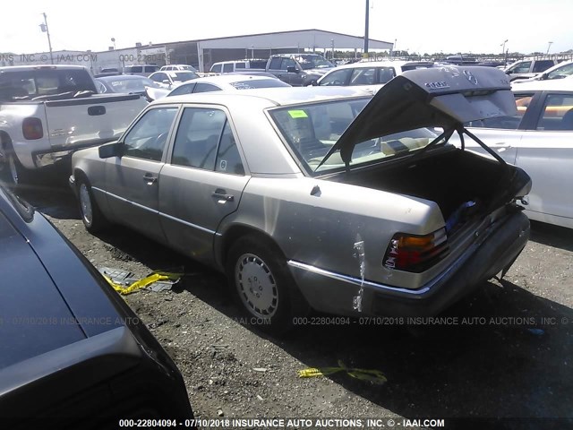 WDBEA26DXMB400858 - 1991 MERCEDES-BENZ 300 E 2.6 GOLD photo 3