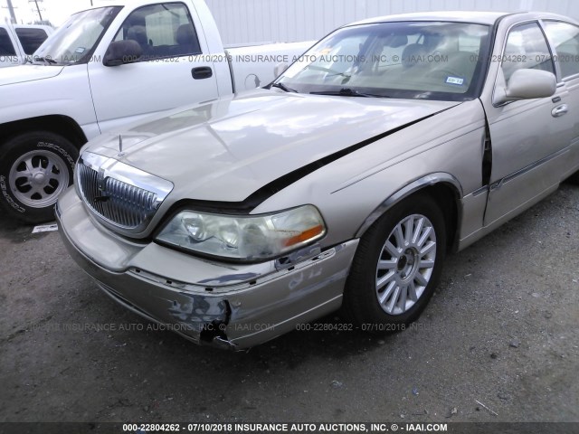 1LNHM81W05Y645633 - 2005 LINCOLN TOWN CAR SIGNATURE TAN photo 6