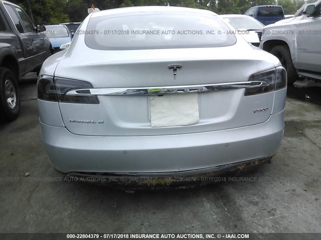 5YJSA1E45GF119259 - 2016 TESLA MODEL S SILVER photo 10