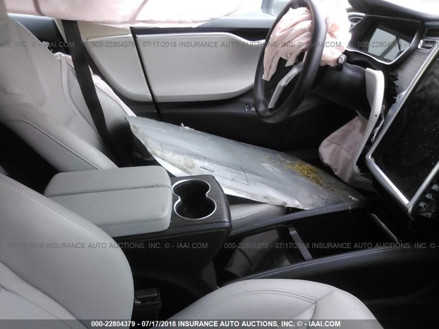 5YJSA1E45GF119259 - 2016 TESLA MODEL S SILVER photo 5