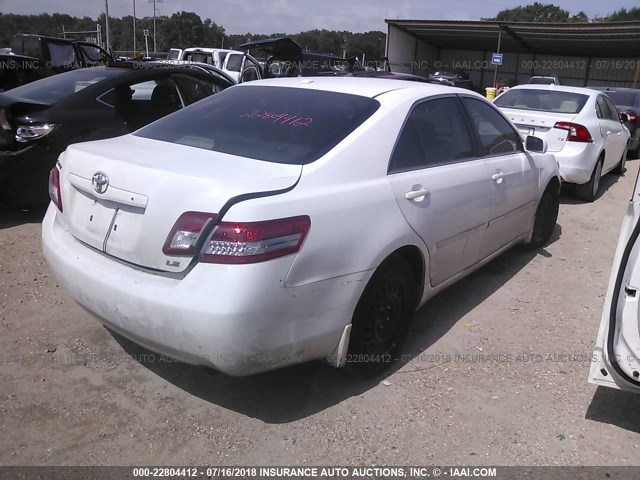 4T4BF3EK4AR064878 - 2010 TOYOTA CAMRY SE/LE/XLE WHITE photo 4