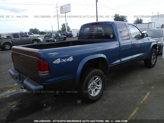 1D7HG12K04S591322 - 2004 DODGE DAKOTA SXT BLUE photo 4