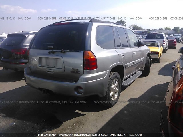 1GKDT13S722450588 - 2002 GMC ENVOY GOLD photo 4