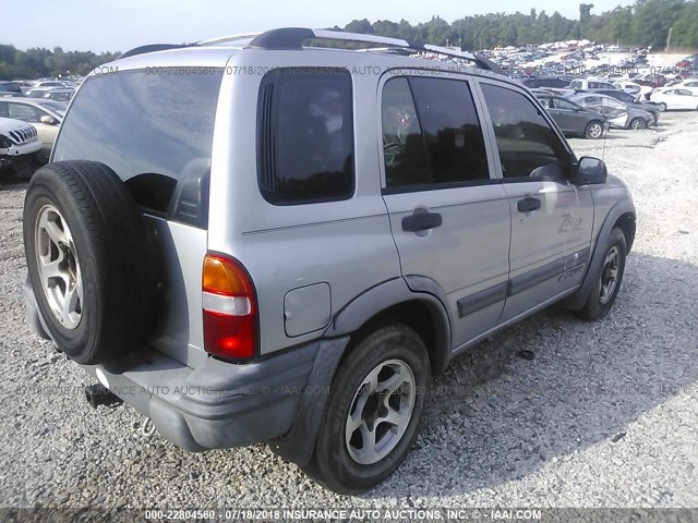 2CNBJ734X26903128 - 2002 CHEVROLET TRACKER ZR2 银色 照片 4