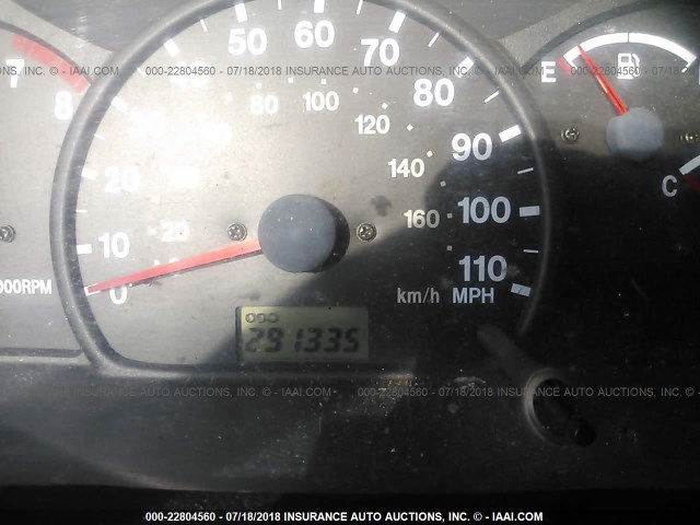 2CNBJ734X26903128 - 2002 CHEVROLET TRACKER ZR2 银色 照片 7