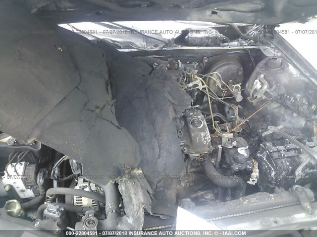 4T1BF22K61U116570 - 2001 TOYOTA CAMRY LE/XLE 银色 照片 10