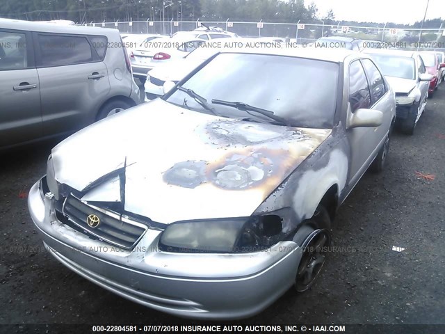 4T1BF22K61U116570 - 2001 TOYOTA CAMRY LE/XLE 银色 照片 6