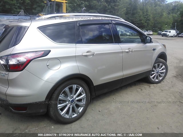 1FMCU9J94JUC43397 - 2018 FORD ESCAPE TITANIUM GOLD photo 4