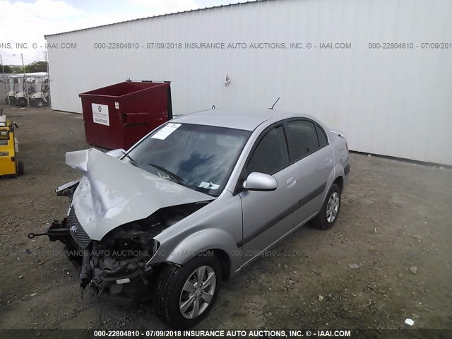 KNADE223396447130 - 2009 KIA RIO LX/SX SILVER photo 2