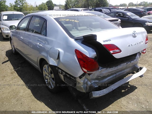 4T1BK36B85U034888 - 2005 TOYOTA AVALON XL/XLS/TOURING/LIMITED SILVER photo 3