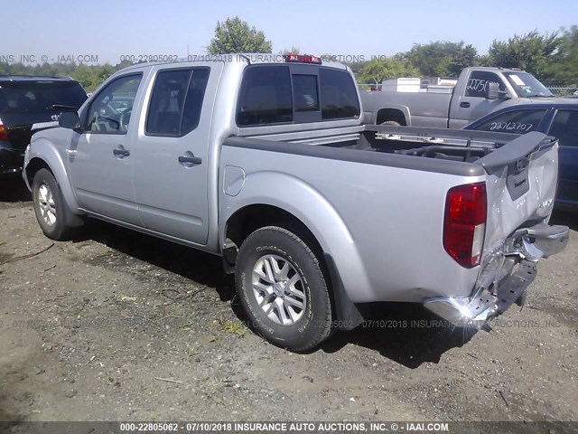 1N6AD0EV9FN719060 - 2015 NISSAN FRONTIER S/SV/SL/PRO-4X SILVER photo 3