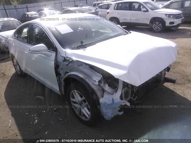 3FA6P0HD8GR260756 - 2016 FORD FUSION SE WHITE photo 1