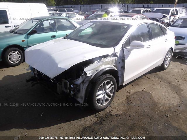 3FA6P0HD8GR260756 - 2016 FORD FUSION SE WHITE photo 2