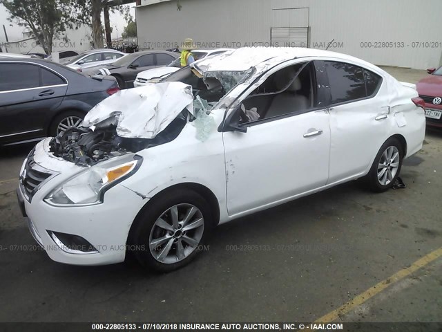 3N1CN7AP3FL930931 - 2015 NISSAN VERSA S/S PLUS/SV/SL WHITE photo 2