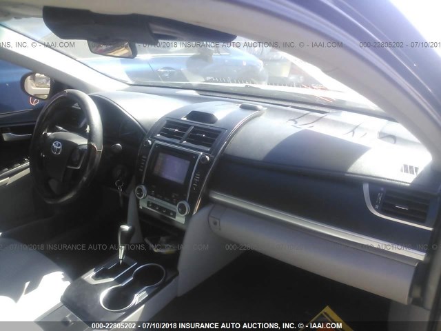 4T4BF1FK8ER396685 - 2014 TOYOTA CAMRY L/SE/LE/XLE 黑色 照片 5