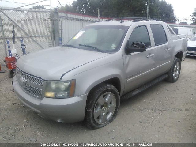 3GNEC12017G203895 - 2007 CHEVROLET AVALANCHE C1500 TAN photo 2