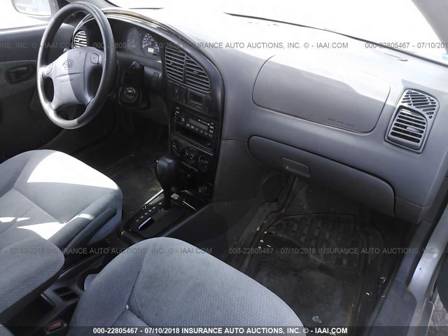 KNAFB121045314835 - 2004 KIA SPECTRA LS SILVER photo 5