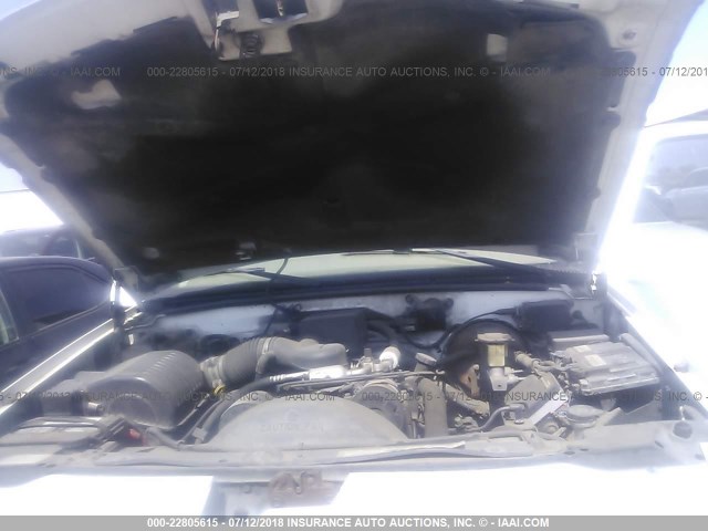 1GYEK63R7YR218838 - 2000 CADILLAC ESCALADE LUXURY თეთრი ფოტო 10