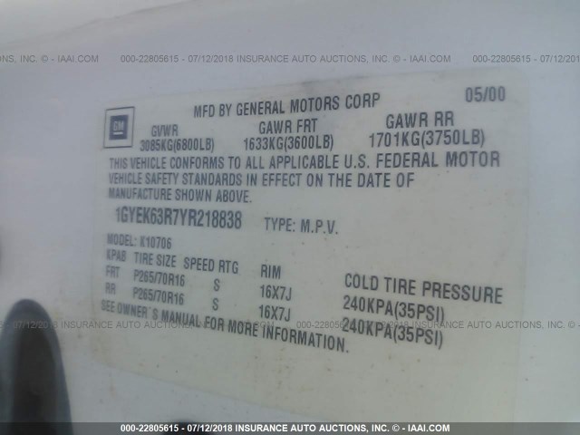 1GYEK63R7YR218838 - 2000 CADILLAC ESCALADE LUXURY თეთრი ფოტო 9