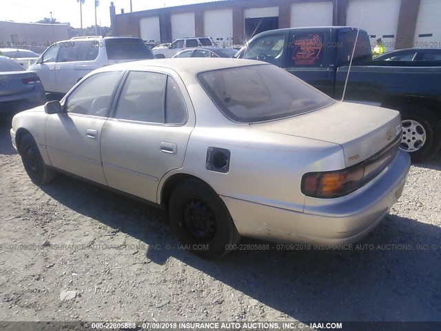 4T1SK12EXPU322662 - 1993 TOYOTA CAMRY LE GOLD photo 3