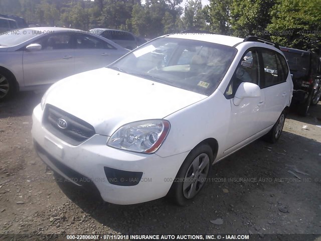 KNAFG528197223686 - 2009 KIA RONDO LX/EX WHITE photo 2