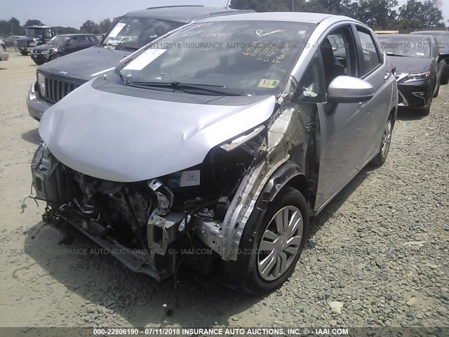 3HGGK5H54FM710032 - 2015 HONDA FIT LX SILVER photo 2