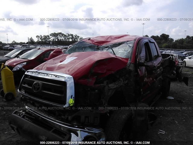 5TFUW5F11AX109394 - 2010 TOYOTA TUNDRA DOUBLE CAB SR5 RED photo 2