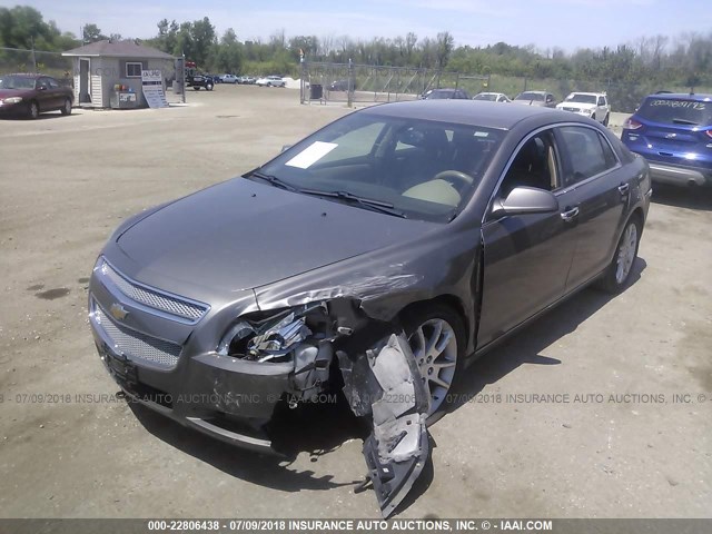 1G1ZE5E75AF215134 - 2010 CHEVROLET MALIBU LTZ 锡色 照片 2
