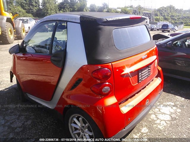 WMEEK31X28K207813 - 2008 SMART FORTWO PASSION RED photo 3