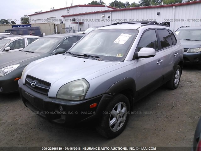 KM8JN12DX5U216509 - 2005 HYUNDAI TUCSON GLS/LX SILVER photo 2