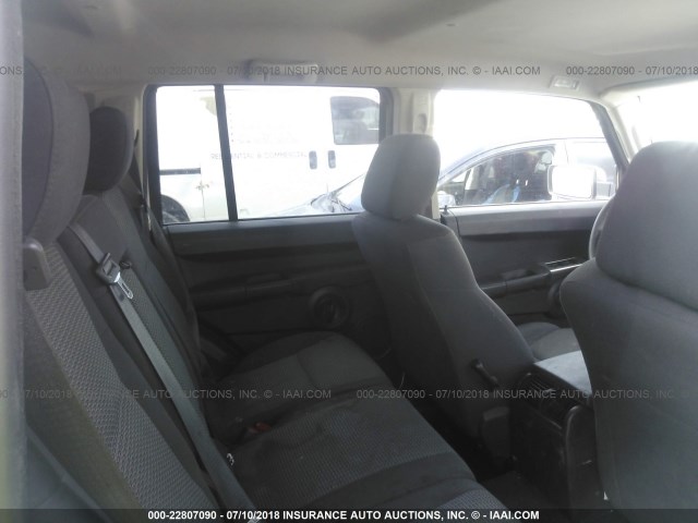 1J8HH48KX8C207569 - 2008 JEEP COMMANDER SPORT თეთრი ფოტო 8