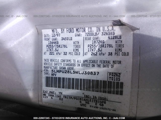 5LMPU28L5WLJ30837 - 1998 LINCOLN NAVIGATOR SILVER photo 9