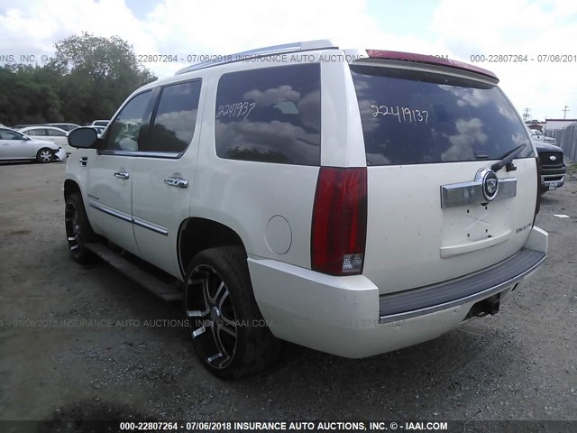 1GYFK63898R261444 - 2008 CADILLAC ESCALADE LUXURY კრემისფერი ფოტო 3