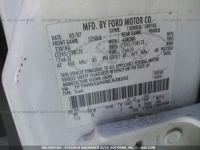 1FTWW32R08EA38252 - 2008 FORD F350 SUPER DUTY WHITE photo 9