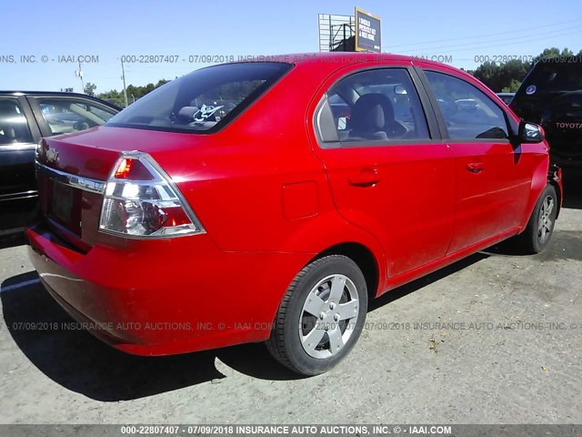 KL1TD56E59B385629 - 2009 CHEVROLET AVEO LS/LT RED photo 4