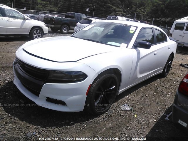 2C3CDXCT8HH609414 - 2017 DODGE CHARGER R/T WHITE photo 2