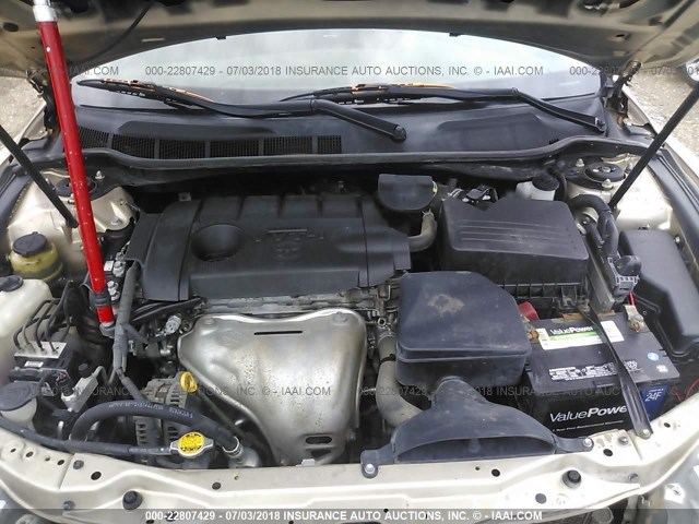 4T1BF3EK0AU111060 - 2010 TOYOTA CAMRY SE/LE/XLE ოქროსფერი ფოტო 10