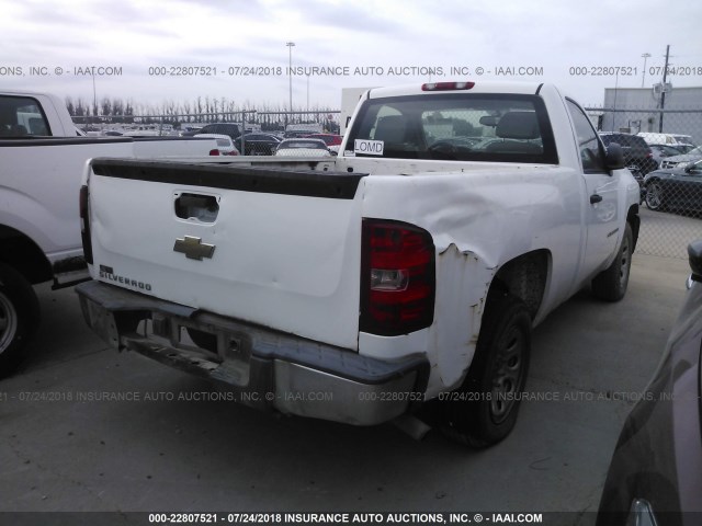 1GCEC14X77Z606587 - 2007 CHEVROLET SILVERADO C1500 CLASSIC WHITE photo 4