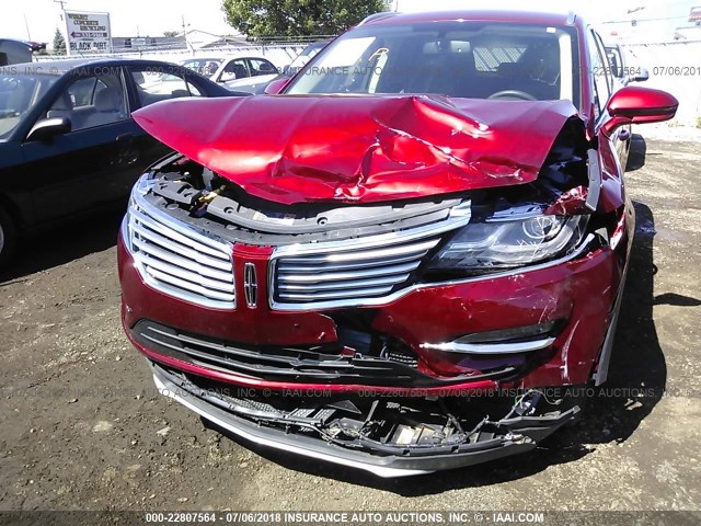 5LMCJ2C97HUL00096 - 2017 LINCOLN MKC SELECT RED photo 6