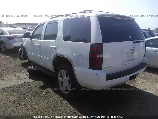 1GNSKBE07BR157232 - 2011 CHEVROLET TAHOE K1500 LT WHITE photo 3