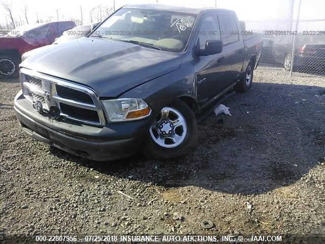 1D3HV13P39S793970 - 2009 DODGE RAM 1500 GRAY photo 2