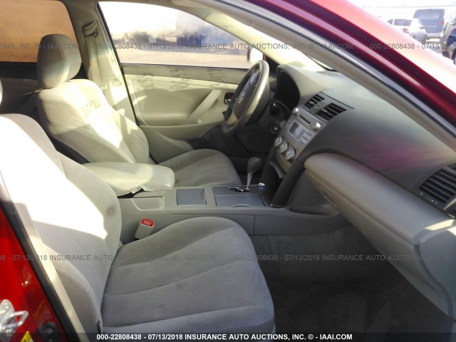 4T1BF3EK2AU065327 - 2010 TOYOTA CAMRY SE/LE/XLE 红色 照片 5