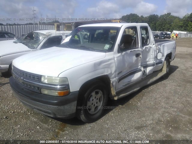 2GCEC19V2Y1374451 - 2000 CHEVROLET SILVERADO C1500 WHITE photo 2