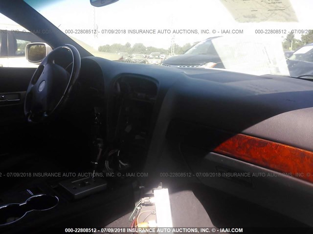 1LNHM87A75Y612530 - 2005 LINCOLN LS 银色 照片 5