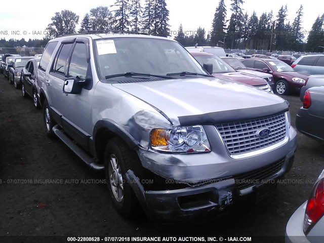 1FMPU16L74LB59026 - 2004 FORD EXPEDITION XLT SILVER photo 1