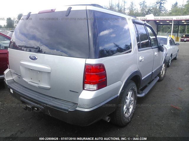 1FMPU16L74LB59026 - 2004 FORD EXPEDITION XLT SILVER photo 4